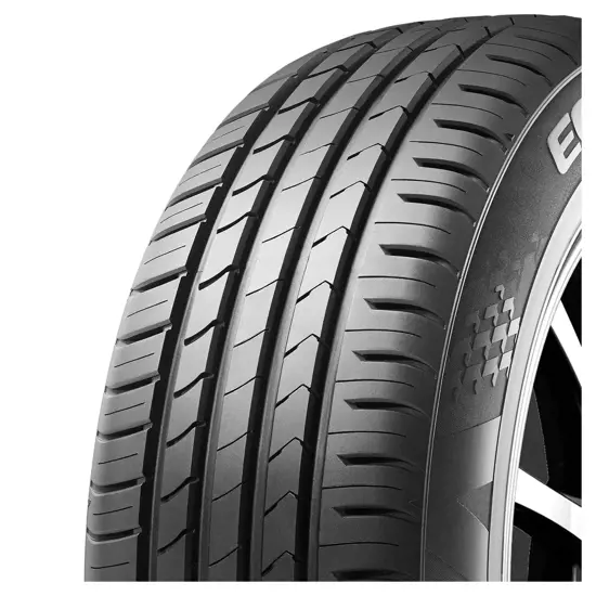 Kumho Ecsta HS51 215/40 ZR16 86W | reifen.com