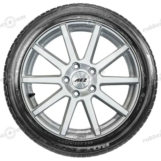 Bridgestone Potenza RE 050 RFT 245/50 R17 99W | reifen.com