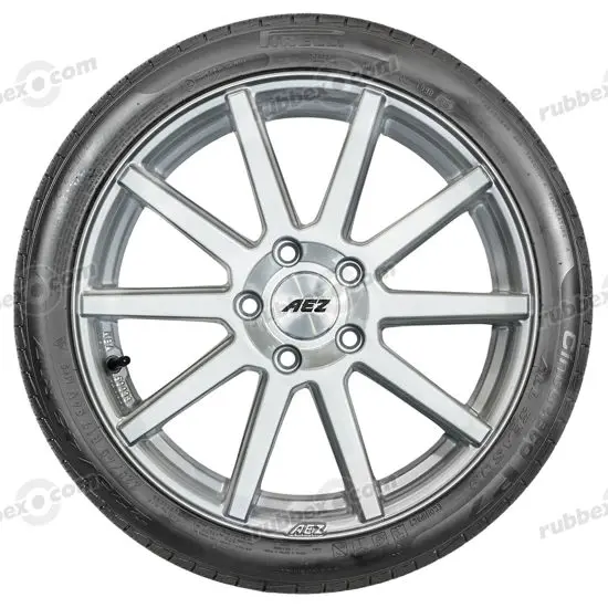 Pirelli Cinturato P7 All Season 225/45 R17 94V | reifen.com 