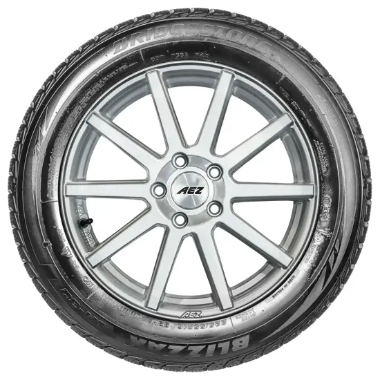Bridgestone Blizzak LM-32 EXT 255/40 R18 99V | reifen.com