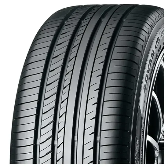 215/45R17 ヨコハマ ADVAN dB V552 8〜9部山 2018年製