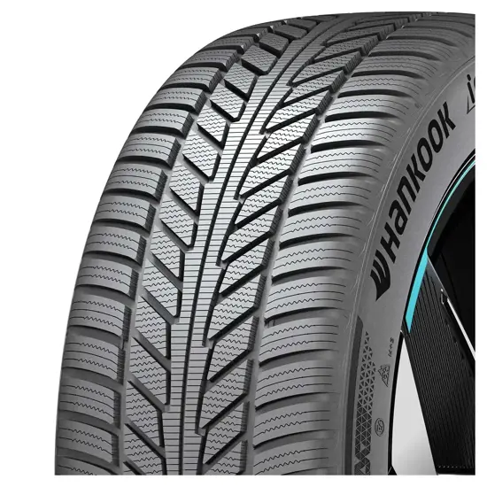 Hankook 215 60 R18 102V ION icept SUV IW01A XL 15404356