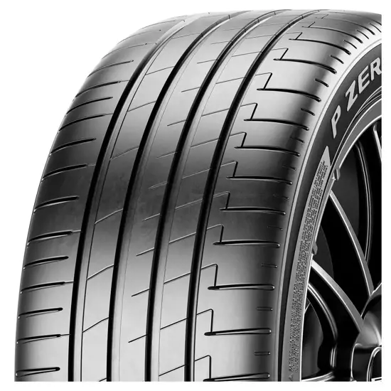 Pirelli 235 45 R18 98W P Zero E r f XL FSL elt 15393603