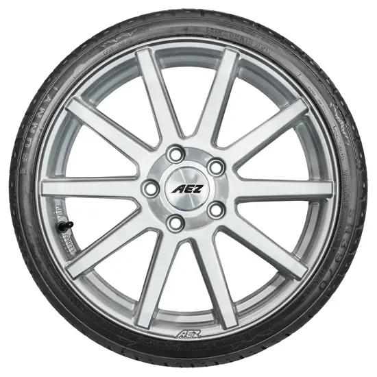 Sunny 215 35 ZR19 85W SN3970 XL 15120744